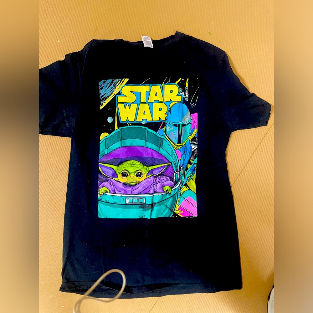 Star Wars baby Yoda t shirt